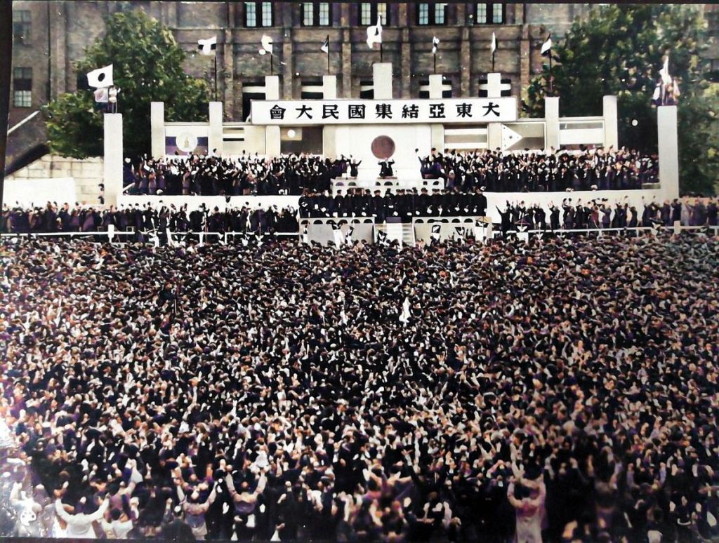 Obrazek posiada pusty atrybut alt; plik o nazwie image-13-colorized-1.jpg